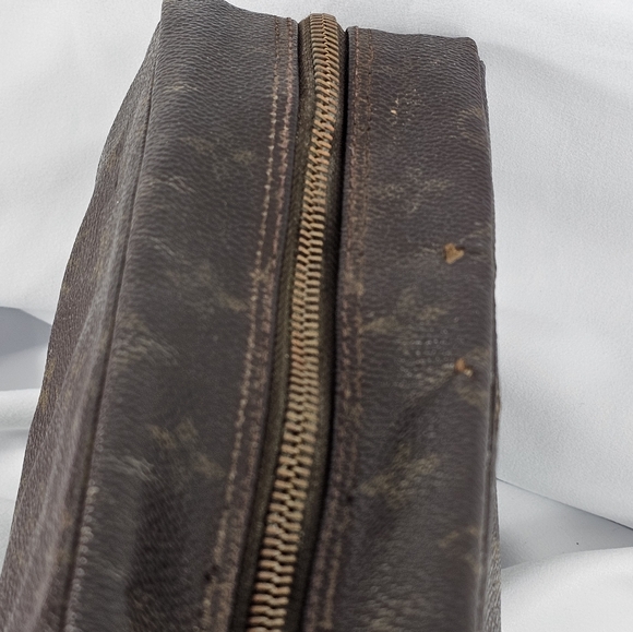 LOUIS VUITTONMonogram Trousse Toilette 28 - Picture 7 of 10